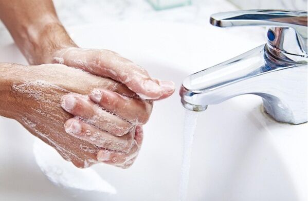 You should wash your hands before preparing gluten-free foods for your children. 
