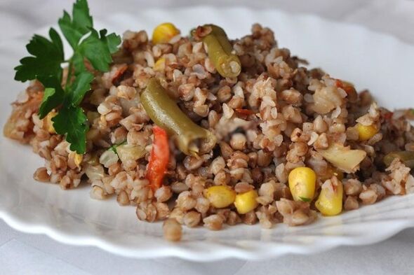 Buckwheat with the addition of vegetables will solidify the results of the diet