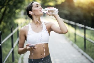 The water when the strawberry diet